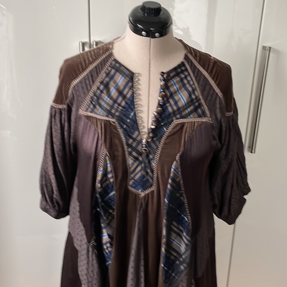 BCBGMAXAZRIA Multi colored Dress in Brown/Gold/Blue Size-Small/fits M/L NWT - Picture 4 of 13